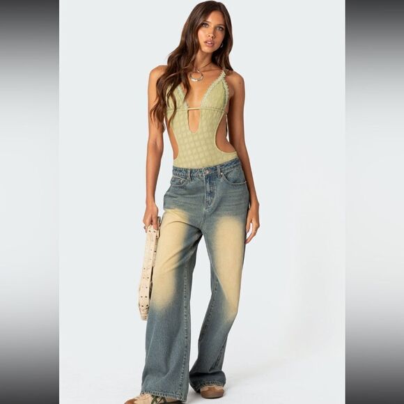 COPY - Edikted textured cut out bodysuit in green - Picture 6 of 11